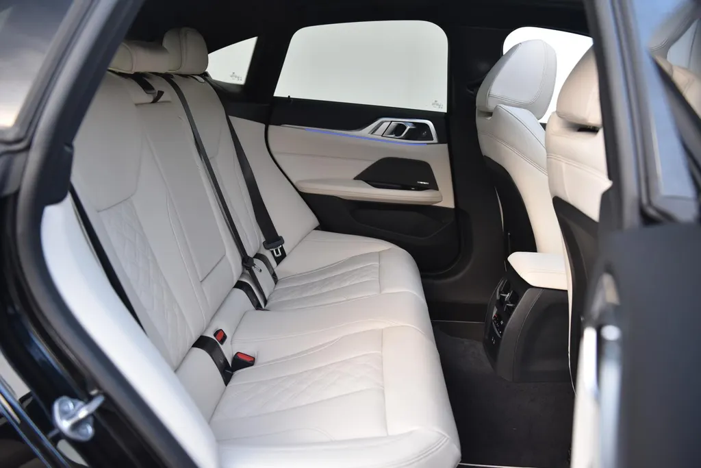 Alpina B4 Gran Coupé M440i
