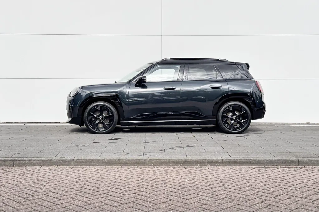 MINI Aceman SE John Cooper Works L 54.2 kWh