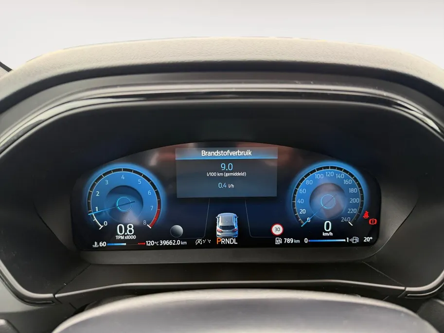 Ford Focus Wagon 1.0 EcoBoost Hybrid ST Line X | NL auto | Dealer onderhouden | 155 pk |  Automaat | BLIS| Adapt. cruise control | Winter pack | Parkeersensoren voor en achter | Achteruitrijcamera | Elektr. achterklep | B&O audio | 18' lichtmetalen velgen | Bovag ga