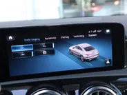 Mercedes-Benz CLA 250 e Premium Plus l Carplay l Privacy glass l Stoelverwarming