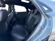 Ford Puma 1.0 EcoBoost Hybrid ST-Line X | Adaptieve Cruise Control | Schuif/Kantel Dak | Stoel/Stuur/Voorruitverwarming | 360 Camera | Apple/Android Carplay |