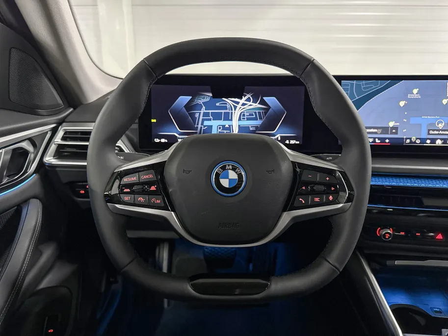 BMW i4 eDrive35
