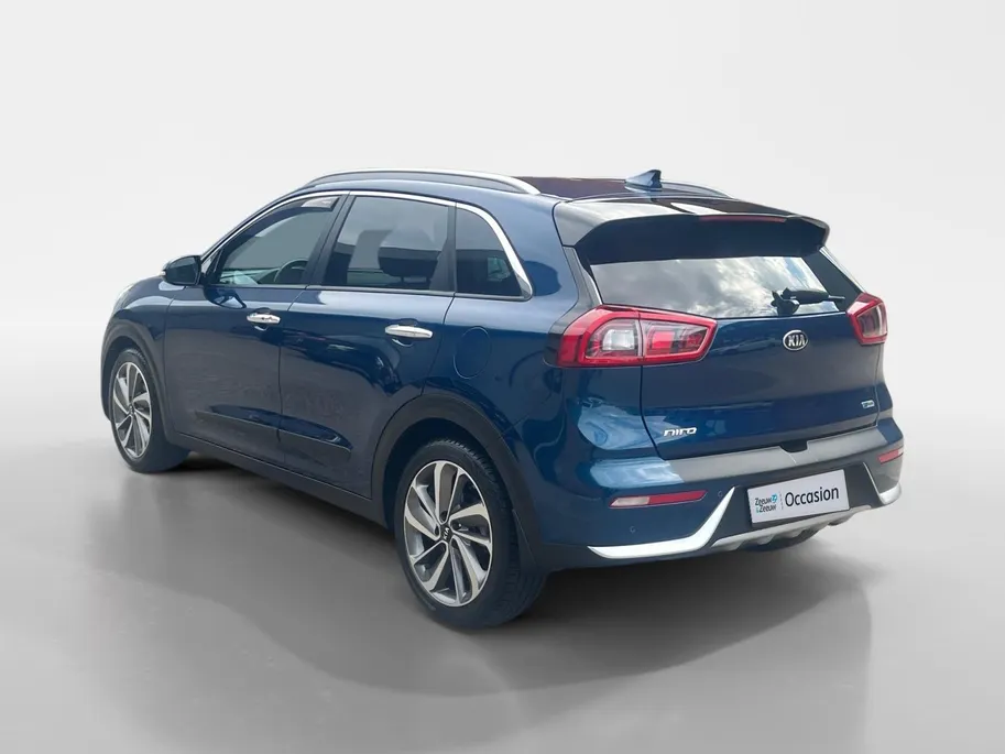 Kia Niro 1.6 GDi Hybrid ExecutiveLine | Compleet dealer onderhouden! | Elektrisch verstelbare stoelen incl. geheugenfunctie | Stoelverwarming- en koeling | JBL geluidsinstallatie | Dodehoekassistentie | Achteruitrijcamera | Navi | Climate control