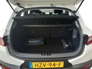 Kia Stonic 1.0 T-GDi MHEV DynamicPlusLine | Stoel en stuurverwarming | Climate control | Navigatie | Camera | Keyless met startknop | Apple Carplay / Android Auto |