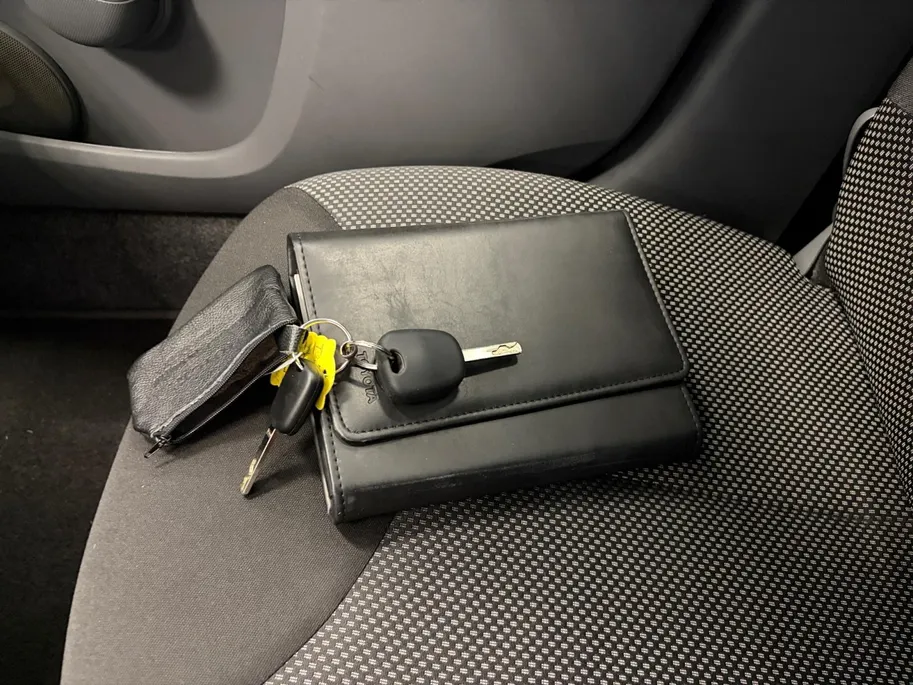 Toyota Aygo 1.0 AUTOMAAT | COMFORT NAVIGATOR | AIRCO | NL-AUTO |
