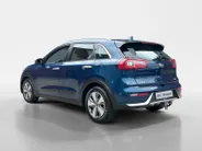 Kia Niro 1.6 GDi Hybrid DynamicLine | Trekhaak Vast + 13-Polige Stekker | All-Seasonbanden | Apple Carplay / Android Auto | Navigatiesysteem | Parkeersensoren + Camera Achter | Cruise Control | Rijstrooksensor + Correctie