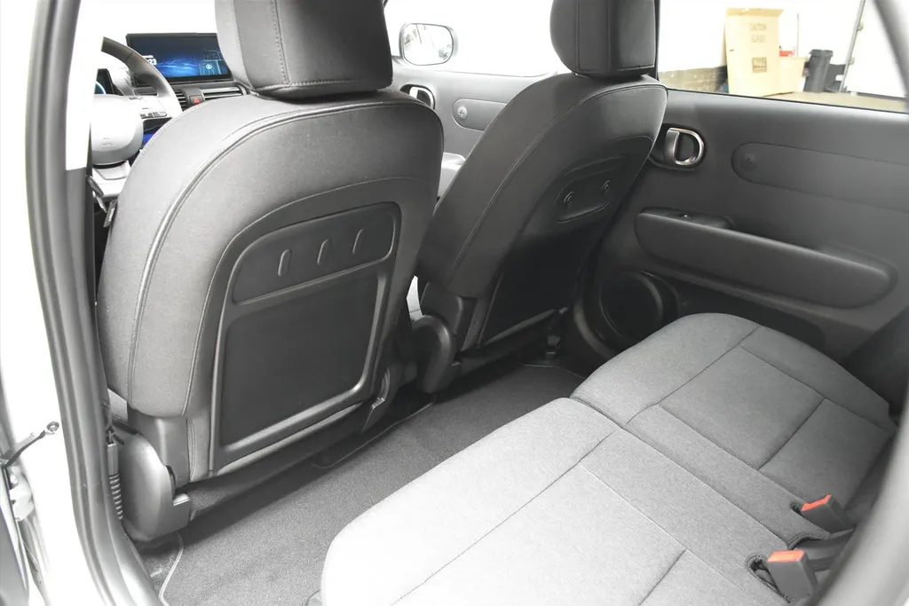 Hyundai Inster 49 kWh Evolve Sky + Winter en Tech pack