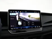 Volkswagen Tayron 1.5 eHybrid 272pk DSG R-Line Edition · Panoramadak · Inklap. Trekhaak · 360 Camera · Matrix LED · Stuur- & Stoelverwarming · Keyless · Garantie t/m 03-11-2029 of 100.000km