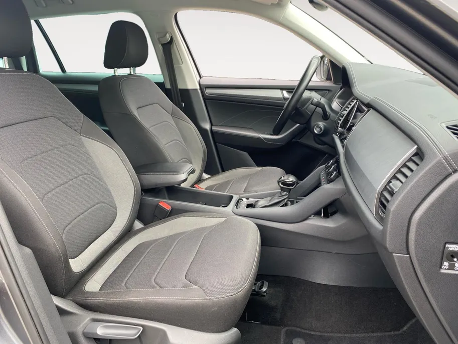 Škoda Kodiaq 1.5 TSi DSG7-autom. Business Edition LED | navigatie | adapt. cruise control | sunset | etc.