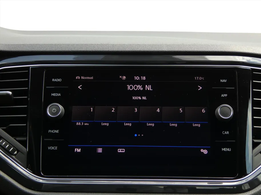 Volkswagen T-Roc 1.5 TSI 150pk 7-DSG T-Roc Business R / virtule cockpit