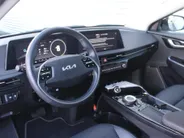 Kia EV6 Plus 77.4 kWh | Stuur-/stoelverwarming + ventilatie | Elektr. stoelverstelling + achterklep | Leer | Warmtepomp | 19' LM | Camera | LED |