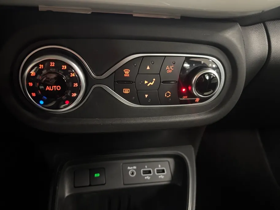 Renault Twingo Z.E. R80 Intens AUTOMAAT NAVI AIRCO CAMERA APPLE CARPLAY ANDROID AUTO CABRIO VOUWDAK LM VELGEN HOGE INSTAP STOELVERWARMING ZEER MOOIE AUTO DEALER ONDERHOUDEN
