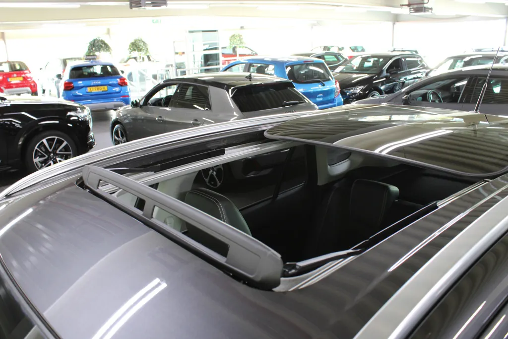 Suzuki S-Cross 1.4 Boosterjet Style Smart Hybrid / Pano. / 360° Camera / Navigatie / Adaptive cruise control /