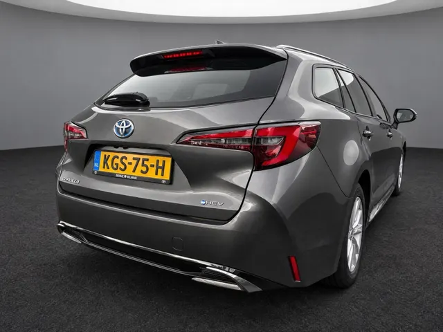 Toyota Corolla Touring Sports Hybrid 140 Active | Stuur en Stoelverwarming | LED