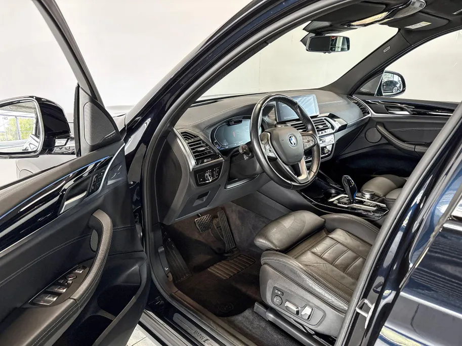BMW iX3 High Executive 80 kWh