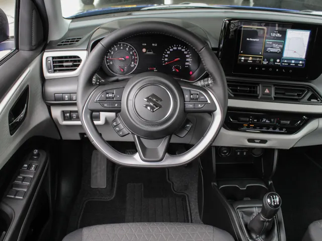 Suzuki Swift 1.2 Select Smart Hybrid | € 2200,- DEALERKORTING! | Snel Rijden!
