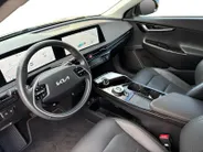 Kia EV6 Plus AWD 77.4 kWh | 100% SOH | Camera | Adaptieve Cruise Control | Elektrische achterklep | Stoelverwarming + ventilatie | Apple Carplay/Android Auto | Lichtmetalen Velgen |