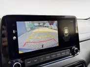 Hyundai Kona 1.6 GDI HEV Fashion | Trekhaak | Adaptive Cruise | Lane Assist | Camera | Climate Control | Navi | Apple Carplay | Android Auto | 1 Jaar Bovag Garantie |