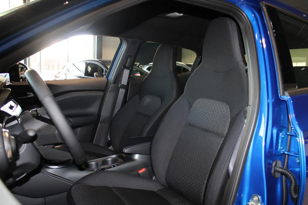 Nissan Juke 1.6 Hybrid N-Connecta | Navigatie | Automaat | LM wielen | Achteruitrijcamera | Parkeersensoren voor en achter | Apple carplay & Androidauto | Climate controle | Cruise controle |
