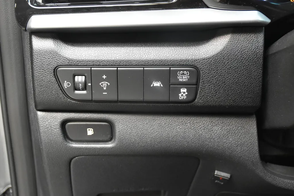 Kia Niro 1.6 GDi Hybrid 141pk DCT6 DynamicLine TREKHAAK