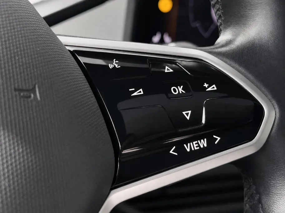 Volkswagen ID.4 City 148pk 52 kWh · SOH 91,7% · Panoramadak · Apple/Android Car Play · Stoel- & Stuurverwarming · 18'' Inch ·