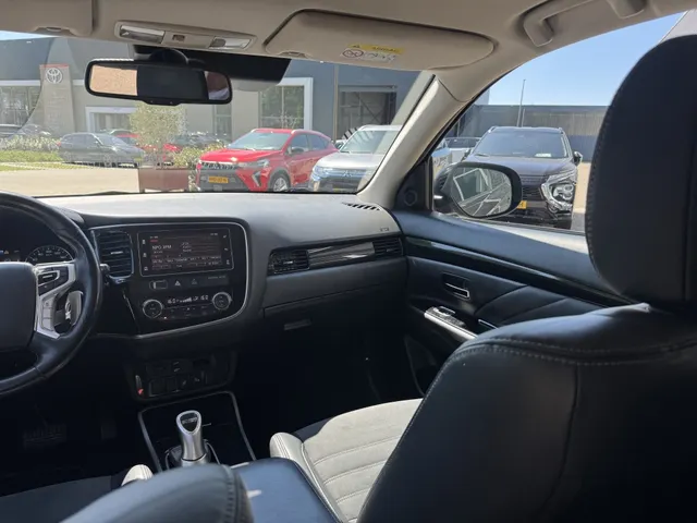 Mitsubishi Outlander 2.0 PHEV Executive | Trekhaak