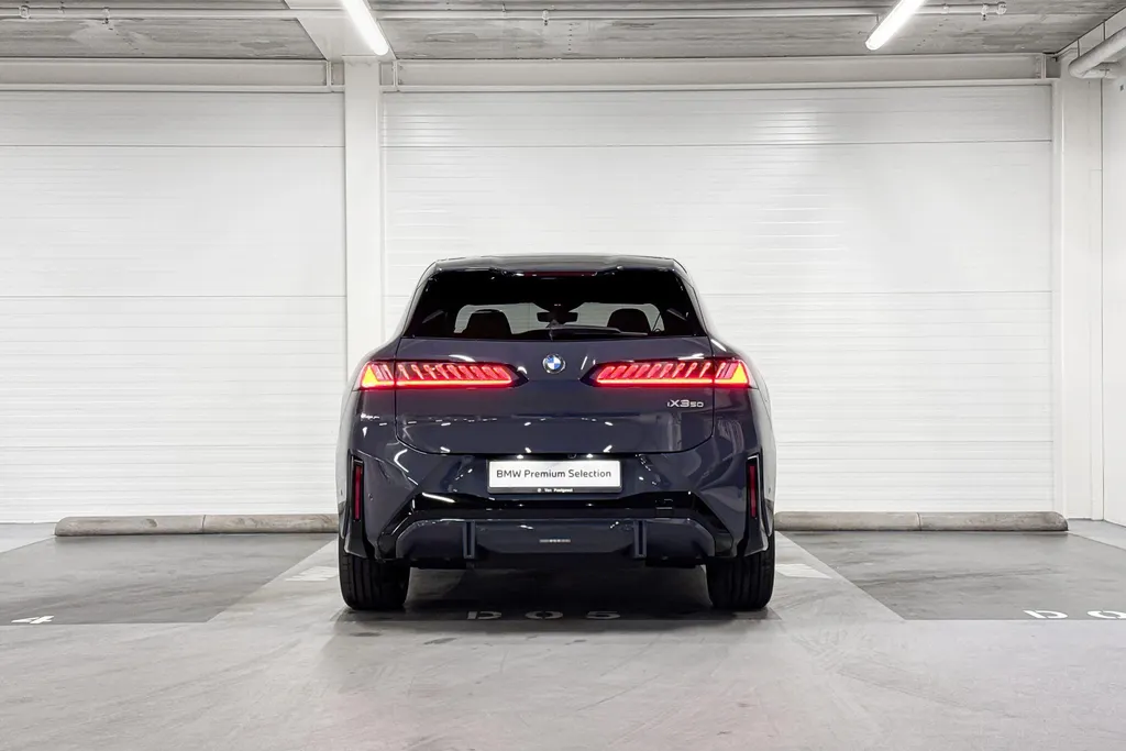BMW iX3 50 xDrive