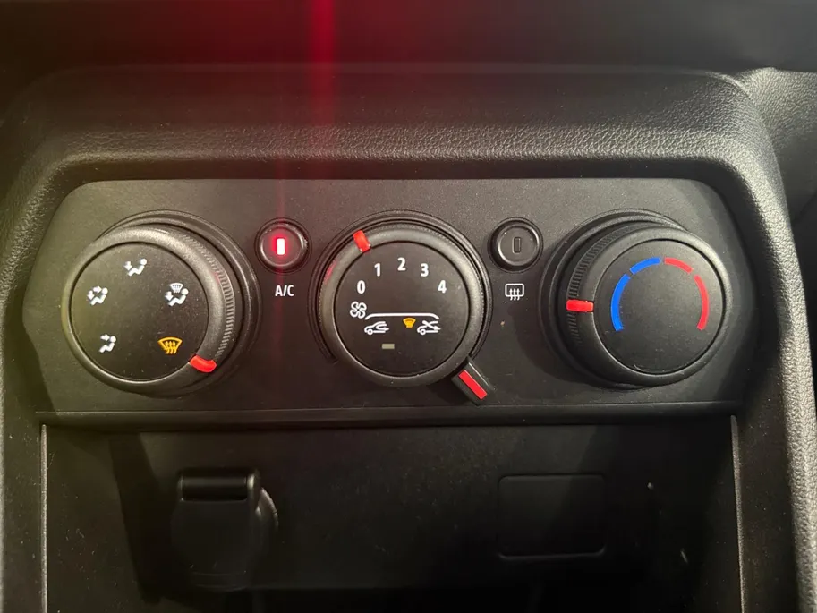 Dacia Sandero Stepway 1.0 TCe 90 Comfort *Navi(Carplay)+Camera*Airco*Blind Spot*L.M. Velgen!