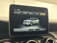 Mercedes-Benz GLA 200 Premium Automaat | Navigatie | Elektrische Achterklep | Lederen Bekleding