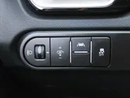 Kia Ceed 1.0 T-GDi DynamicPlusLine | Stuur-/stoelverwarming | Camera | Draadloos laden | LED | Dodehoek detectie | 16' LM |