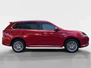 Mitsubishi Outlander 2.4 PHEV Pure+ | Trekhaak | Camera | Stoelverwarming | Cruise |