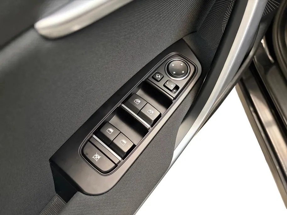 Kia Ceed Sportswagon 1.0 T-GDi DynamicLine | All-season banden | BTW-auto | Achteruitrijcamera | Parkeersensoren voor- en achter | Navi | Apple/Android Carplay | Cruise control | Climate control