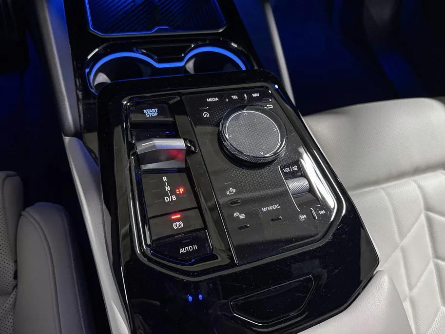 BMW i5 Touring eDrive40