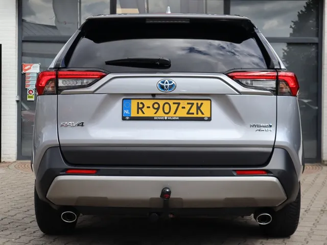 Toyota RAV4 2.5 Hybrid AWD Dynamic | Trekhaak | All Seasons
