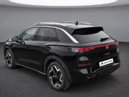 Volkswagen T-Roc 1.5eTsi/150PK R-Line · Trekhaak · Camera · Navigatie · Apple/Android Car Play · Keyless · Stoelverwarming · Garantie t/m 23-03-2028