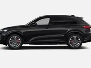 Audi Q5 2.0 TFSI e-hybrid quattro S edition Competition 367 PK · Tech pro · Glazen panoramadak · B&O premium 3D