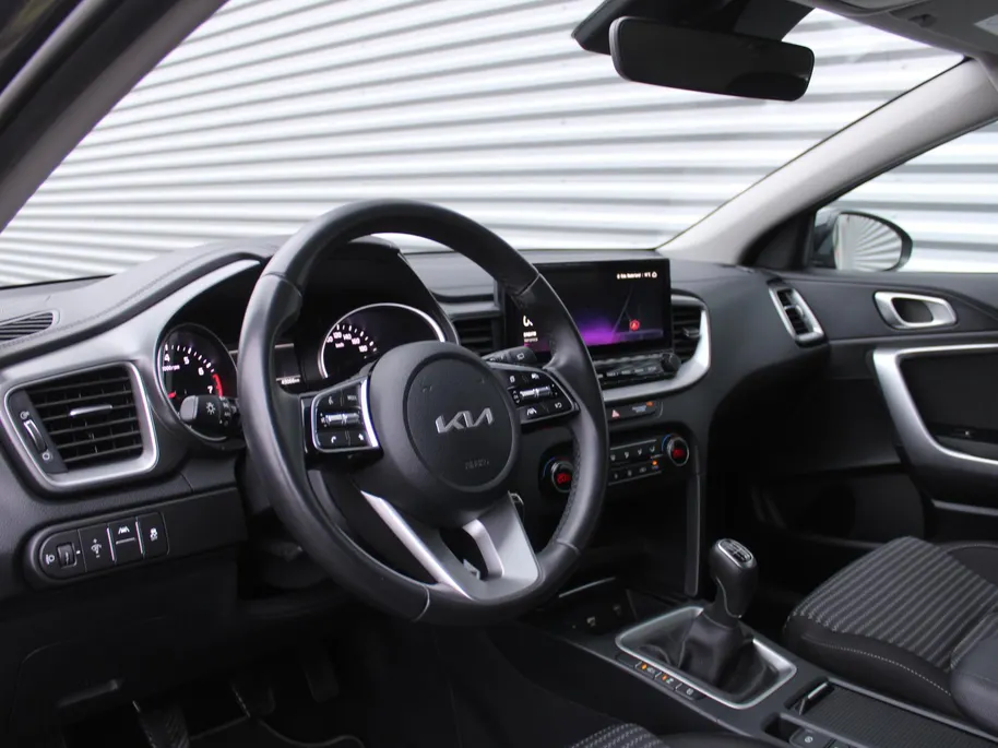Kia Ceed Sportswagon 1.5 T-GDi DynamicLine | BTW Auto | Navi | Clima | Cruise | 16' LM | Camera | LED |