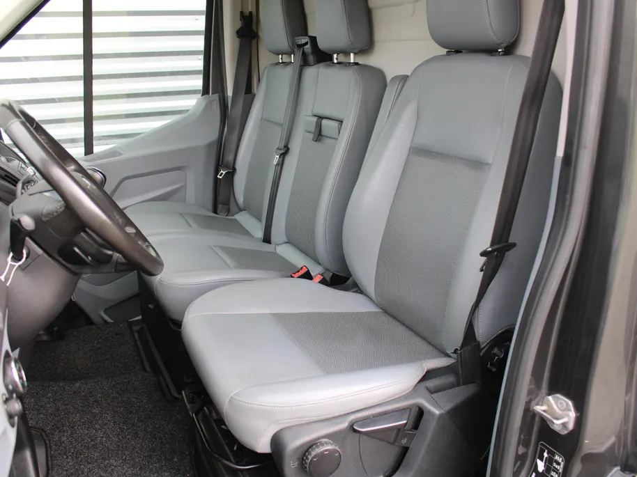 Ford Transit 330 2.0 TDCI L3H2 Trend | Recent distributieriem vv | Trekhaak | Imperiaal | Voorruitverwarming | Navi |