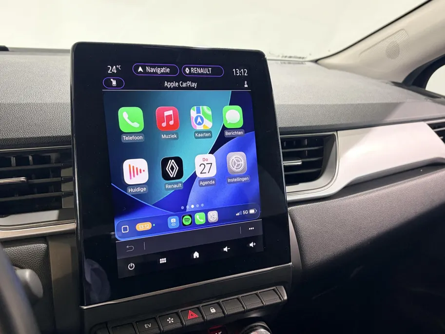 Renault Captur 145PK E-Tech Hybrid Intens Automaat | Camera | Parkeersensoren | Apple Carplay/Android Auto | Navigatie | Climate Control | Cruise Control | Lichtmetalen Velgen | Licht & Regensensor |