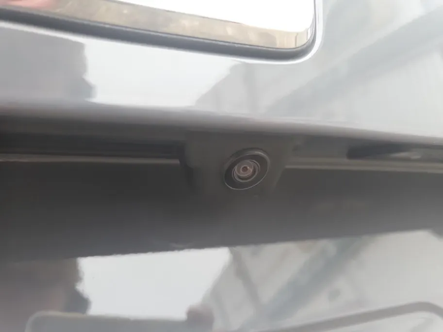 SEAT Arona Xperience | Climate control | Adaptieve cruise control | Camera | Apple CarPlay / Android  | Parkeersensoren voor en achter |