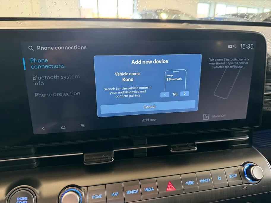 Hyundai Kona 1.6 GDI HEV Comfort Smart | Navigatie| Stoel/Stuurverwarming| Elektrische achterklep| Achteruitrijcamera| Parkeersensoren v+a |