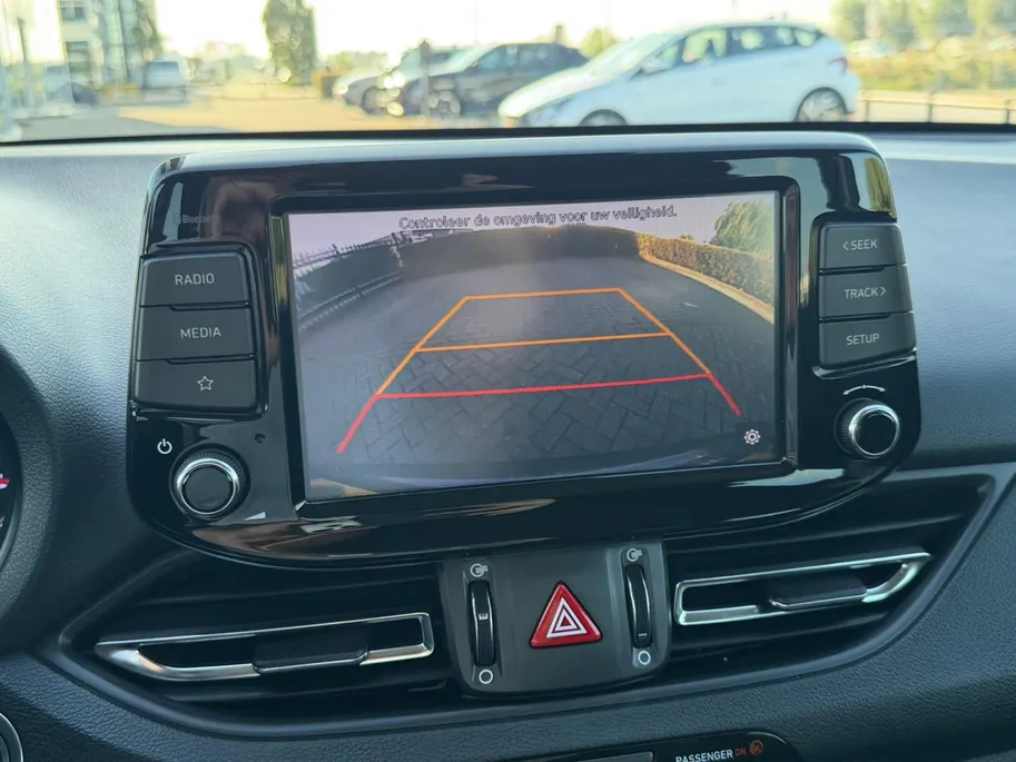 Hyundai i30 1.0 T-GDi MHEV Comfort | Achteruitrijcamera | Parkeersensoren | Apple Carplay/ Android Auto | Cruise Control |