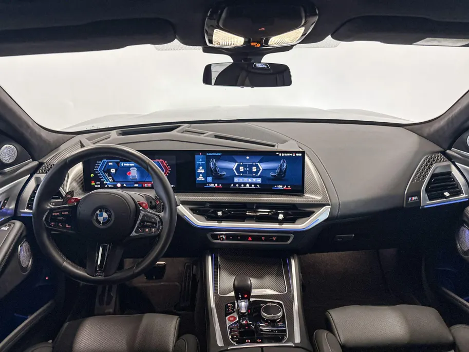 BMW XM PHEV
