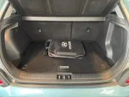 Hyundai Kona EV Fashion 64 kWh 204PK | Warmtepomp | Navigatie | Apple Carplay & Android Auto | 100% SOH | Adaptive cruise control | Climate control | Head-up display | Parkeersensoren achter |