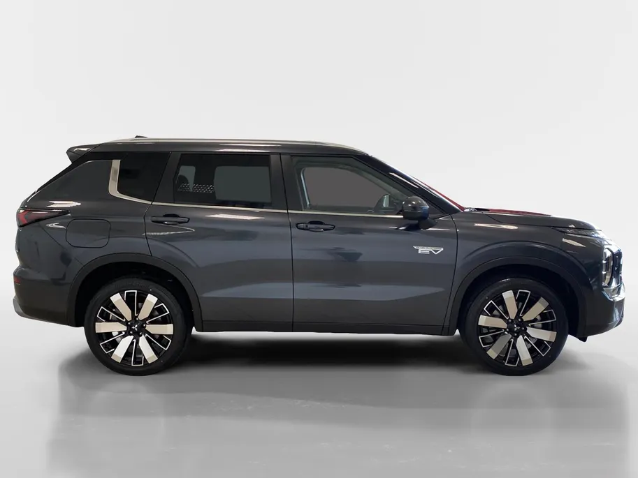 Mitsubishi Outlander 2.4 PHEV Intense+ | 5.000 EURO KORTING | SNEL LEVERBAAR | 8 JAAR GARANTIE |