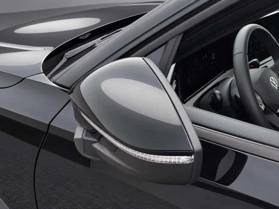 Volkswagen Tiguan 1.5eTSI/150PK Goal · Navigatie · Trekhaak · 360°Camera + Parkeersensoren · Garantie t/m 01-10-2027