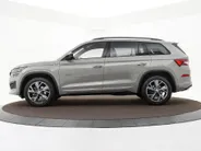 Škoda Kodiaq 1.5 TSI 150pk DSG Sportline Business 7p. · Camera · Inklap. Trekhaak · Keyless · Elek. Bestuurdersstoel + Geheugen · Matrix LED · Garantie t/m 27-05-2028 of 100.000km