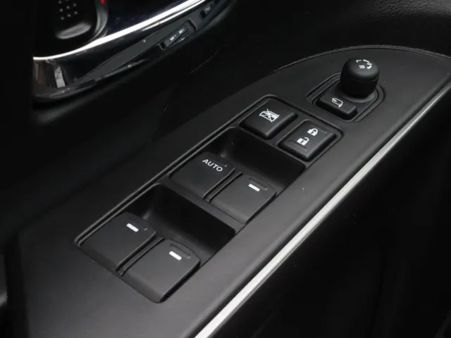 Suzuki S-Cross 1.4 BoosterJet Style Hybrid AdaptiveCruise | Carplay | 360 camera