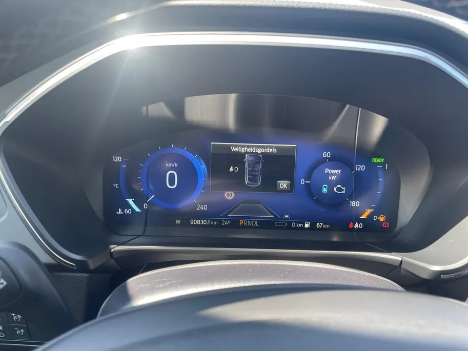 Ford Kuga 2.5 PHEV Vignale | Bliss | Camera voor en achter | Trekhaak (wegklapbaar)| winterpack | 12 maanden Bovag garantie|