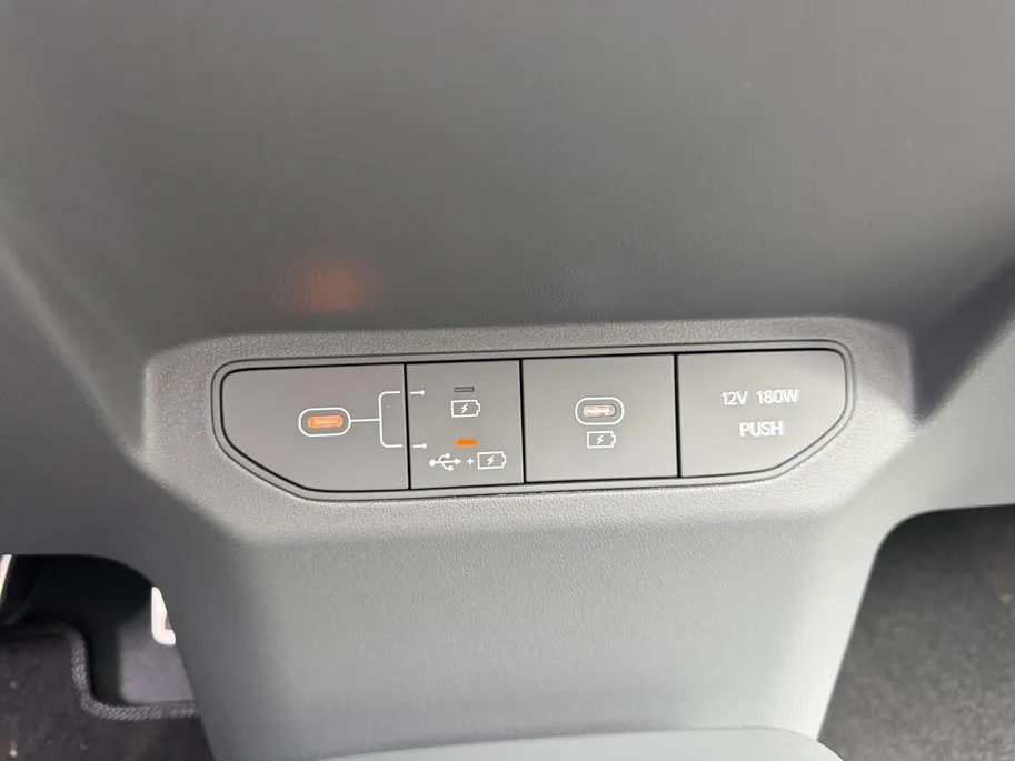 Kia EV3 GT-PlusLine 81.4 kWh Full options | Blackpack | 360 Camera | Head-up display | Demonstratie auto